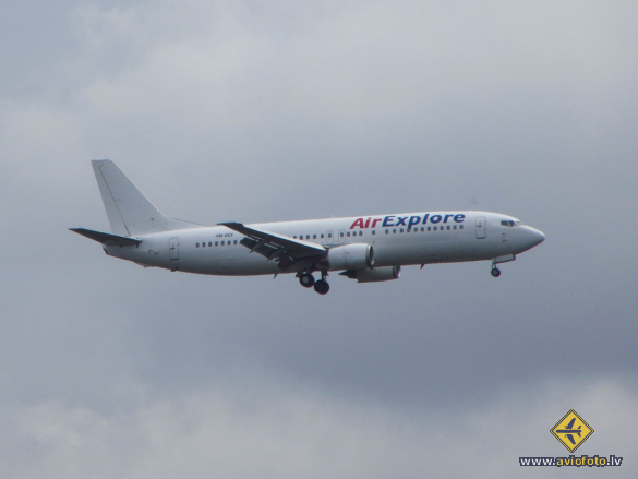 Boeing 737-46J